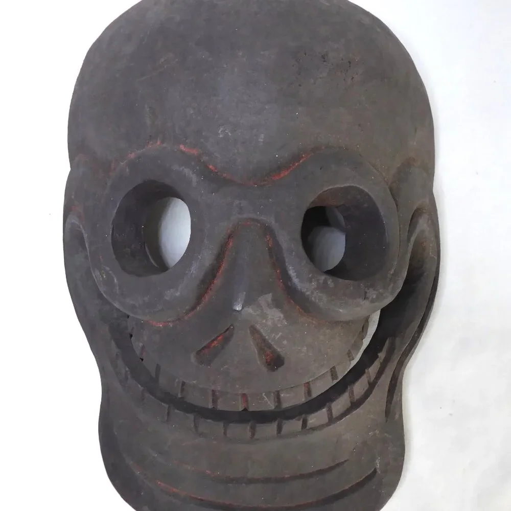 VINTAGE 13.5” NEPAL SMILING SKULL SKELETON HAND CARVED WOOD MASK WALL HANGING - Picture 8 of 8